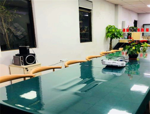 呦呦優卡機器人創意中心 開啟未來創意的無限可能